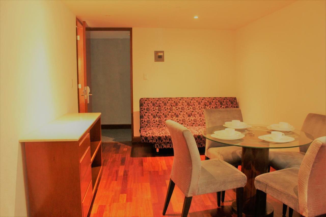 Condesa Suites Mexiko-Stadt Exterior foto